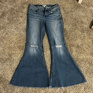 Women’s Shyanne flare wide leg jeans size 30 short